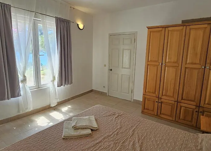 Front With Swimming Pool, Illyria 102 *